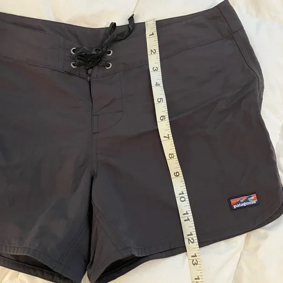Patagonia women’s shorts size 8 - Picture 7 of 11